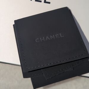 CHANEL Black Jewelry Compact Case with Embossed Logo For Earrings